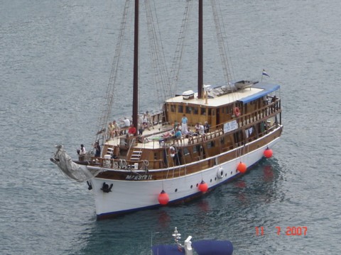 gloria_028.jpg